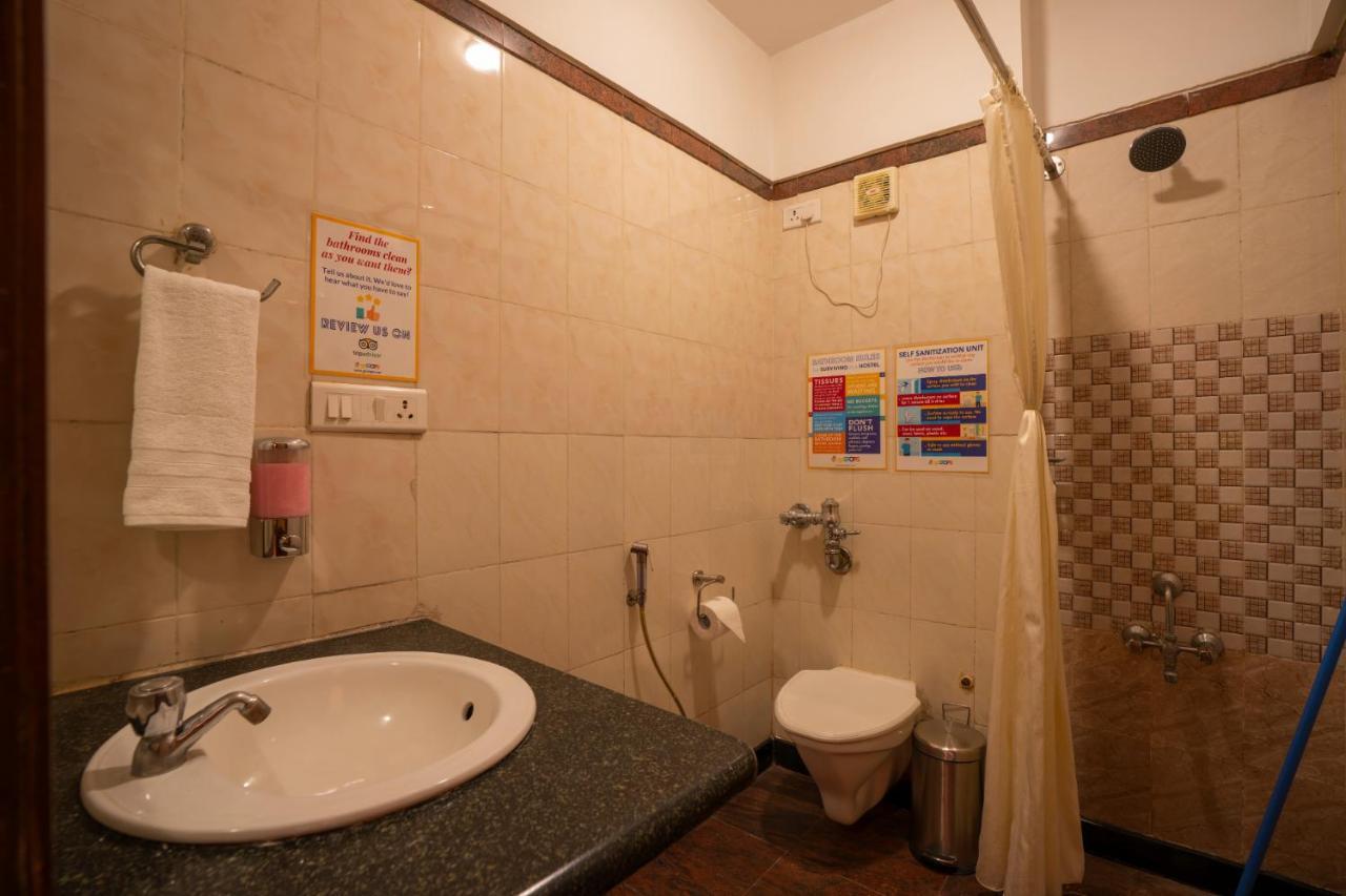 Gostops Bengaluru, Gandhi Nagar Majestic Екстер'єр фото